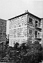 Le case popolari in costruzione, a metà degli anni venti, in via Gradenigo al Portello. (da Padova una storia per immagini)(Laura Calore)